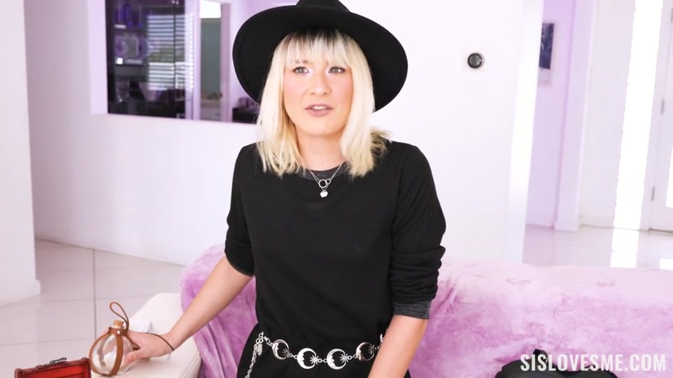 Jessie Saint's Steamy Stepsister Love Potion