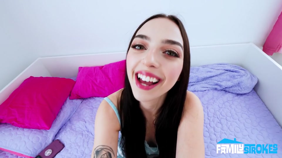 Scarlett Rosewood's Steamy Daddy Dick Encounter