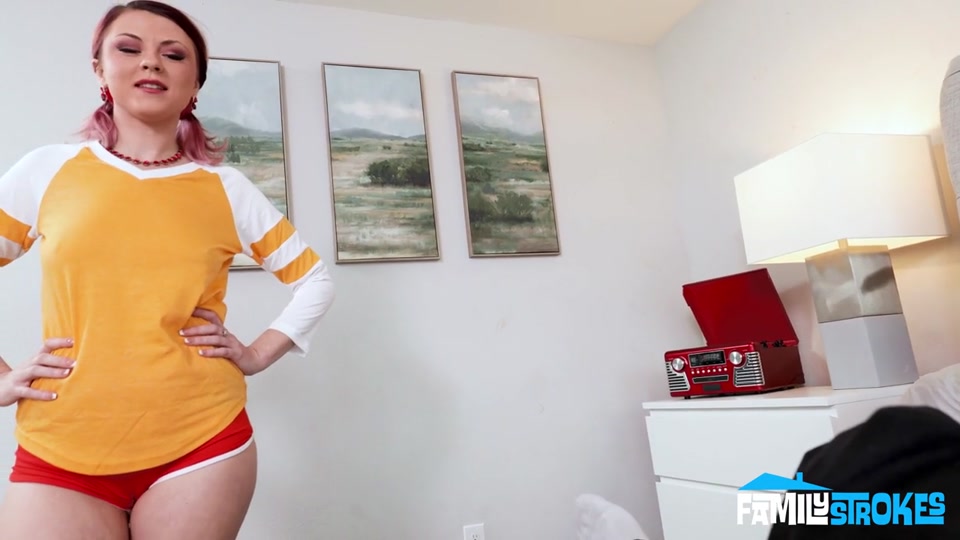 Linzee Ryder's Secret Mom Kink: Sis Fuck Fantasy Realized