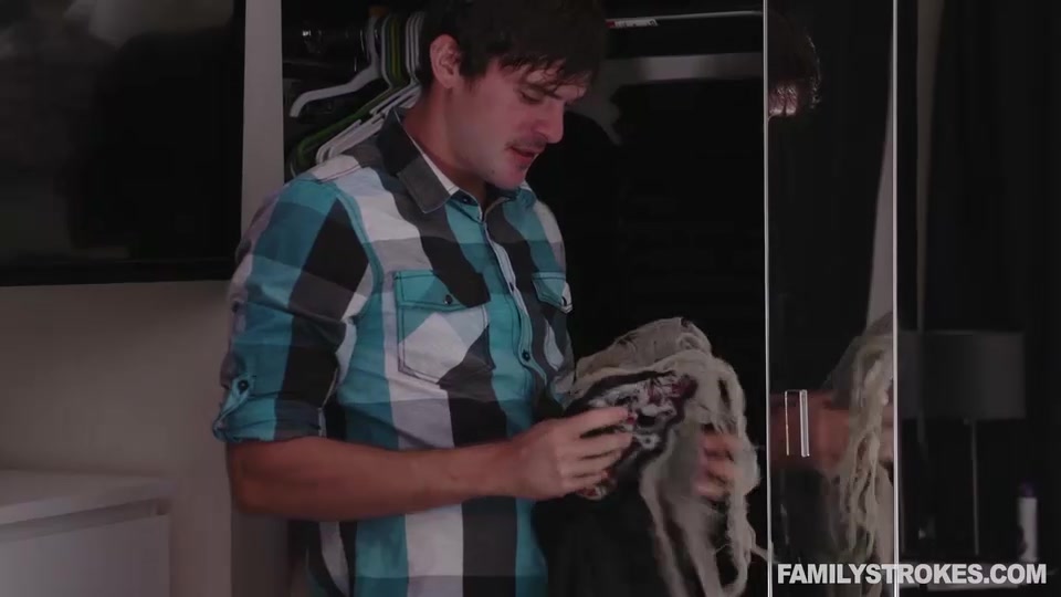 Stepbro Fucks Stepsister at Halloween Party!