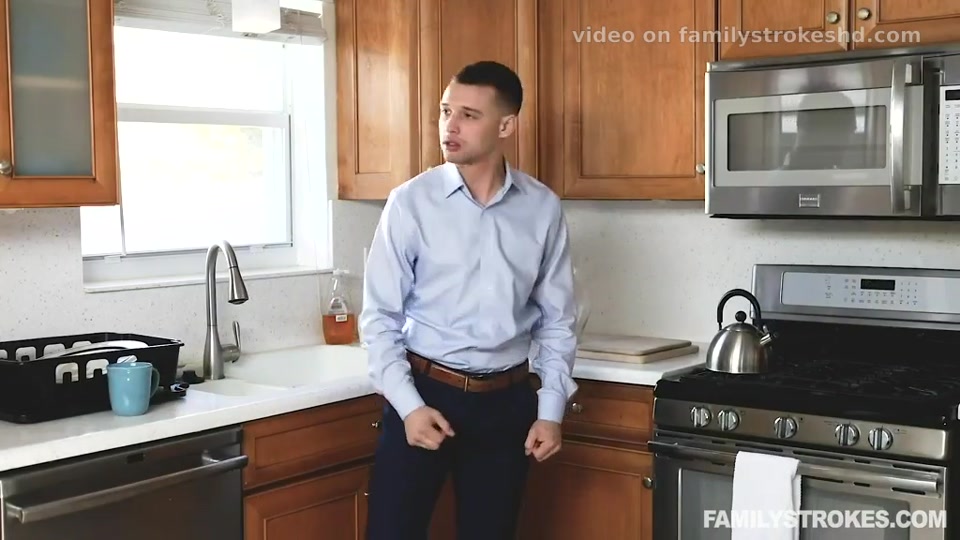 Rachel Rivers Stepsister Fuck: First Time Pussy Action