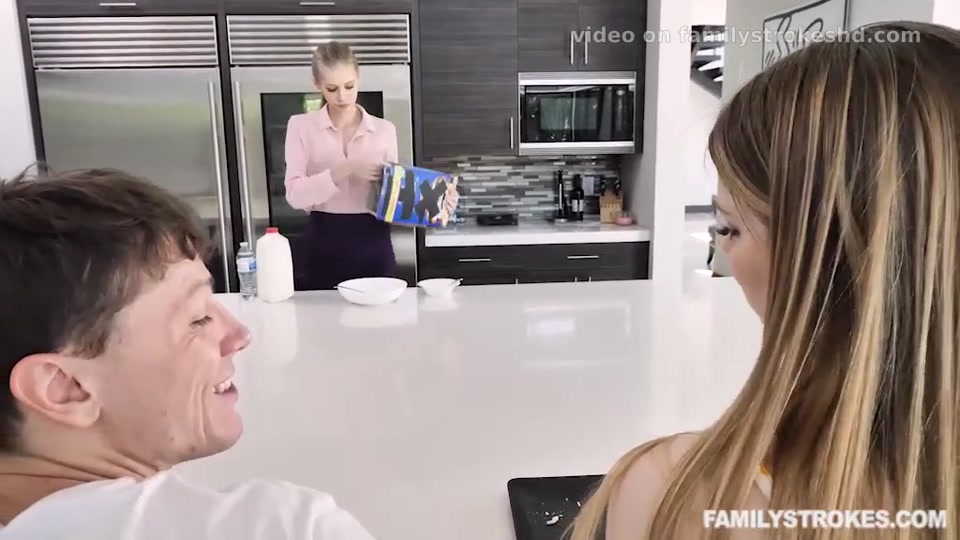 Stepbro Fucks Stepsister Bunny Colby